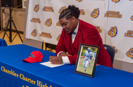 CCHS Football Star Signed to SEC Juggernaut