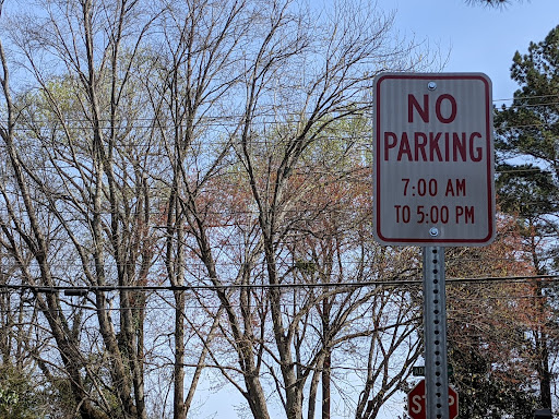 One sign off of Greenhill Drive