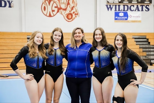 From left to right Rachel McGuinness(22), Sarah Wolf (22), Adrienne Keathley, Esther Stambler (23), Lillian Zaidel (23)