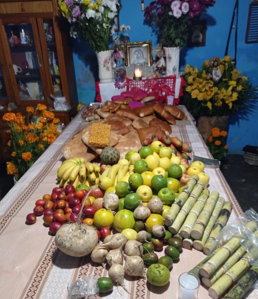 The ofrenda of Mami Chuy this week for the Dia de los Muertos. Photo by Teresita Trujillo