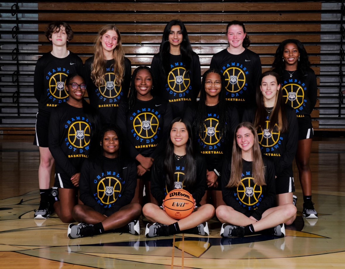 2023-24 girls’ varsity basketball team. Photo courtesy of Madeline Harron (‘26).