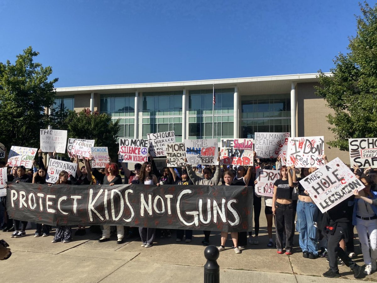 Chamblee students participating in the walkout. Photo Courtesy of Rachael Staskewitz.