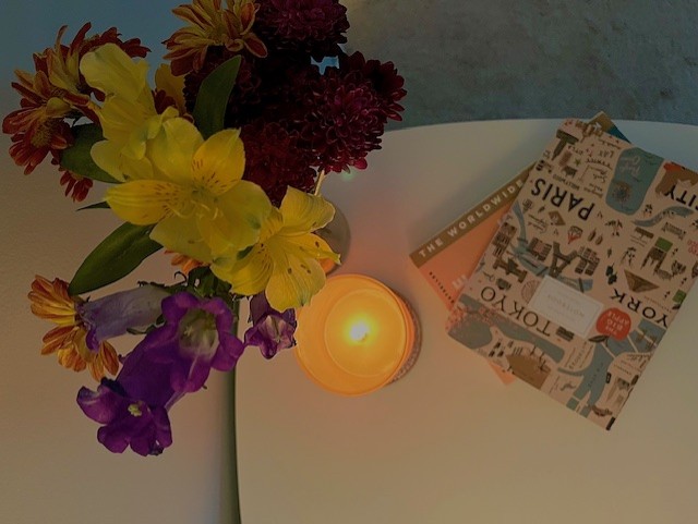 A relaxing arrangement of items. Photo by Ellie Owens.