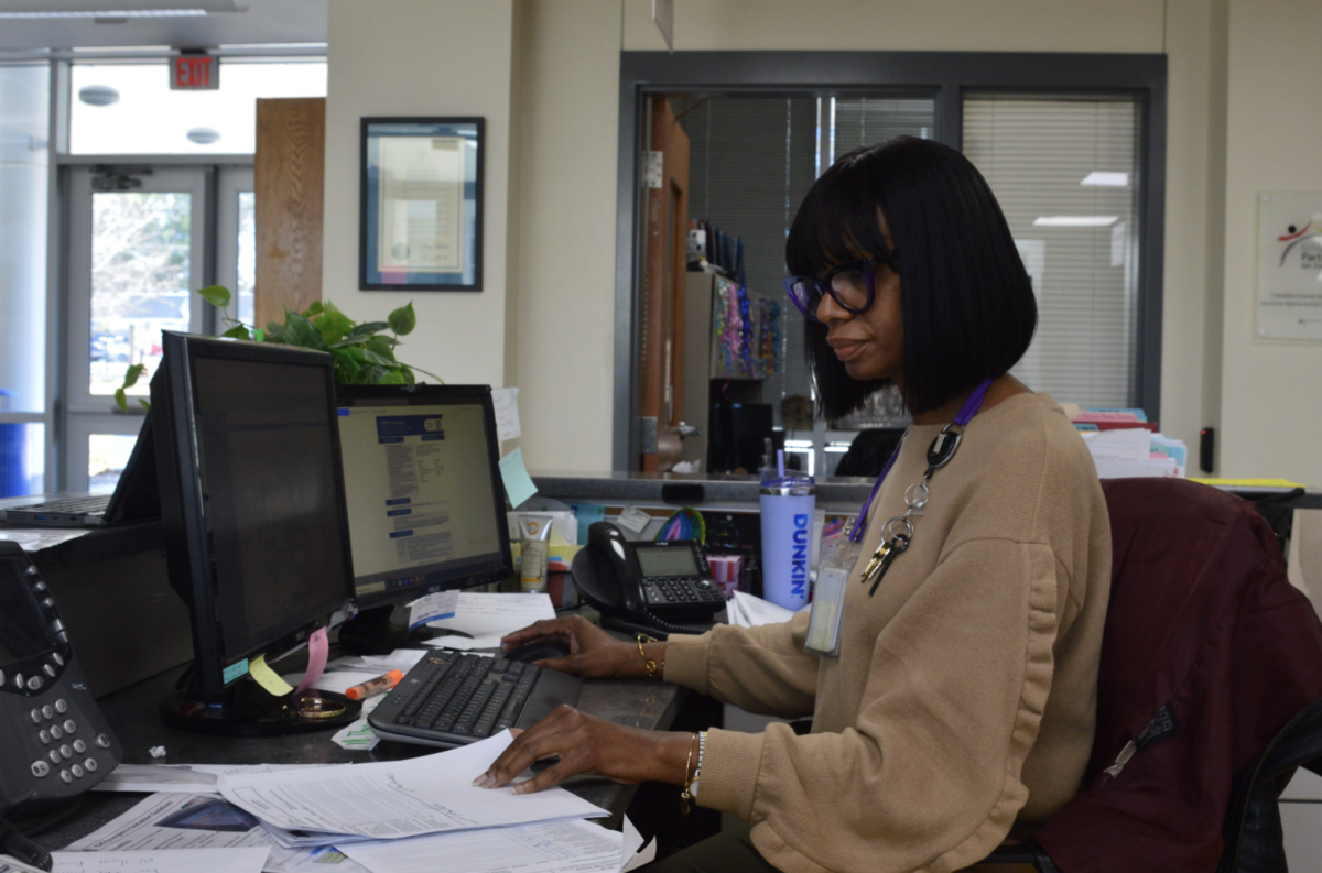 Nikki Evans hard at work at the front desk. Photo courtesy of Noa Zilber.